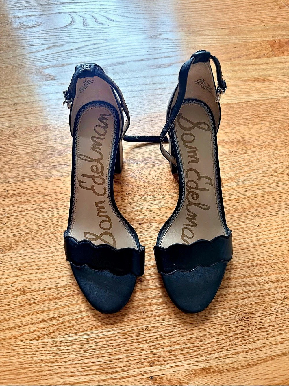 Sam Edelman Odila Scalloped Block Heel Sandal Black US 8